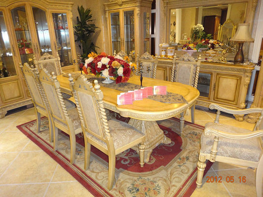 La table de salle à manger de découpage en bois de palais italien luxueux a placé les meubles antiques de salle à manger